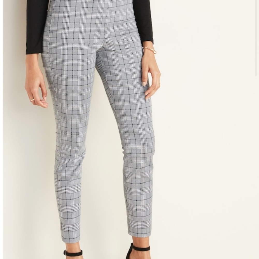 Old navy high waisted super skinny plaid pant